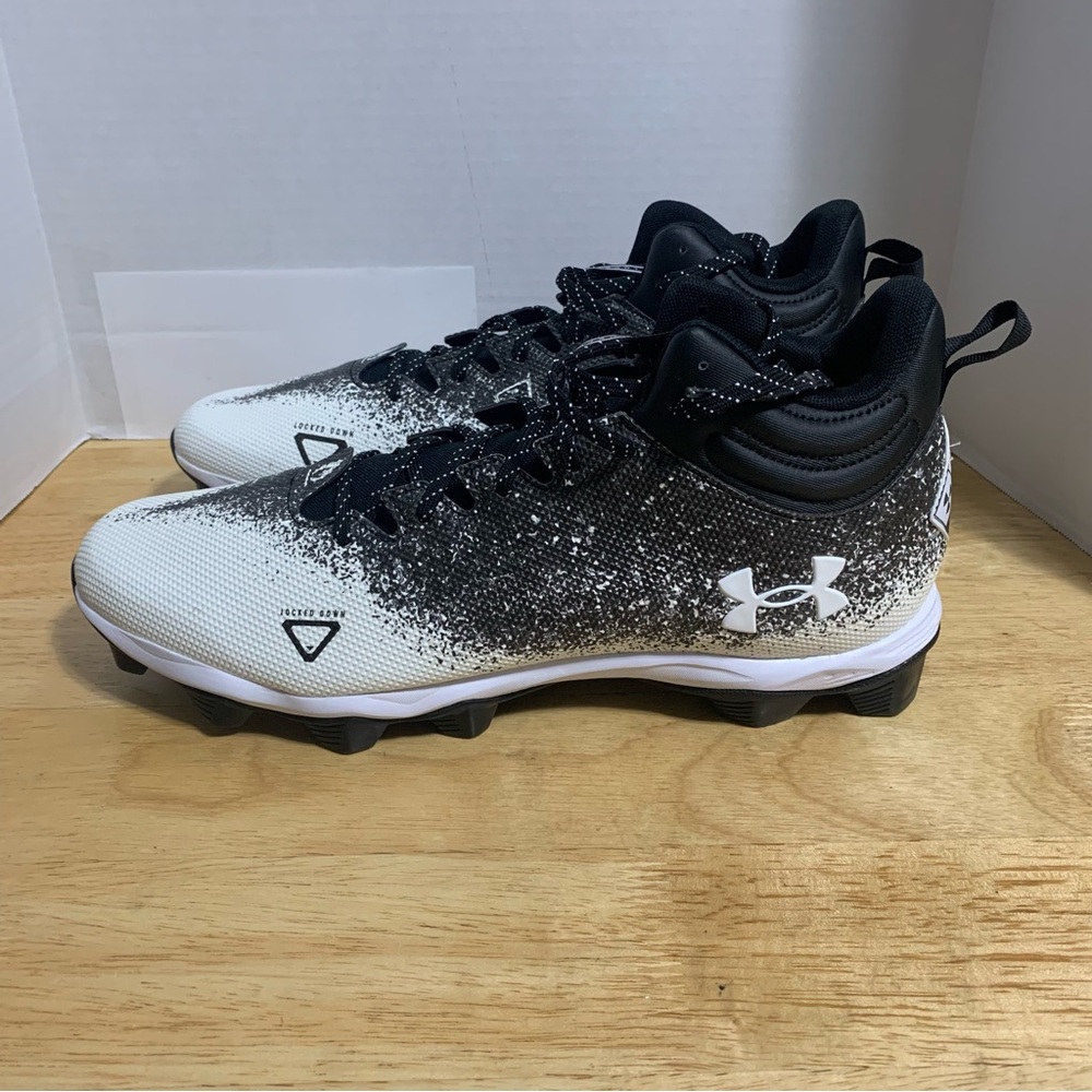 New Under Armour football cleats (size 16) UA Spotlight Fran RM 2.0 WD